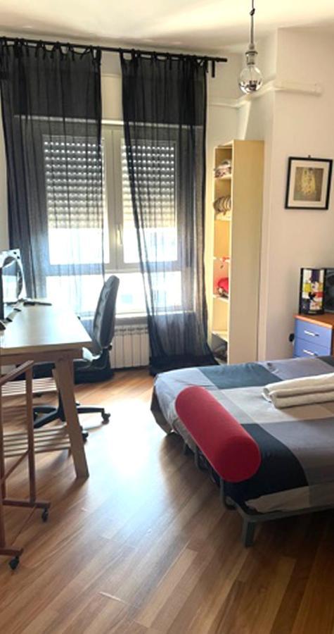 B&B Stanze Lussuose Aversa Exteriér fotografie